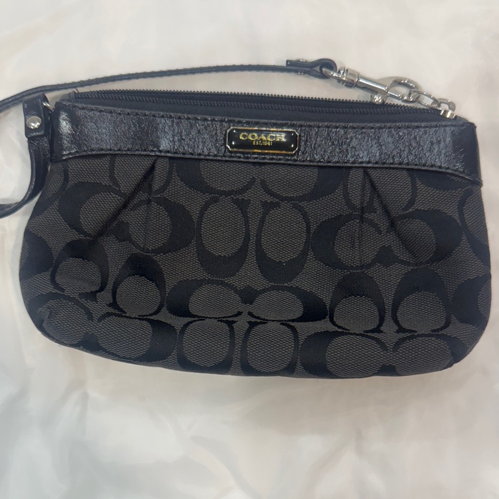 Coach Black Signature C Canvas Corner Zip Wristlet Leather Trim